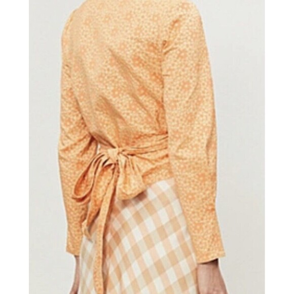 SAMSOE & Samsoe floral wrap top in coral flowers NWT - Picture 4 of 7